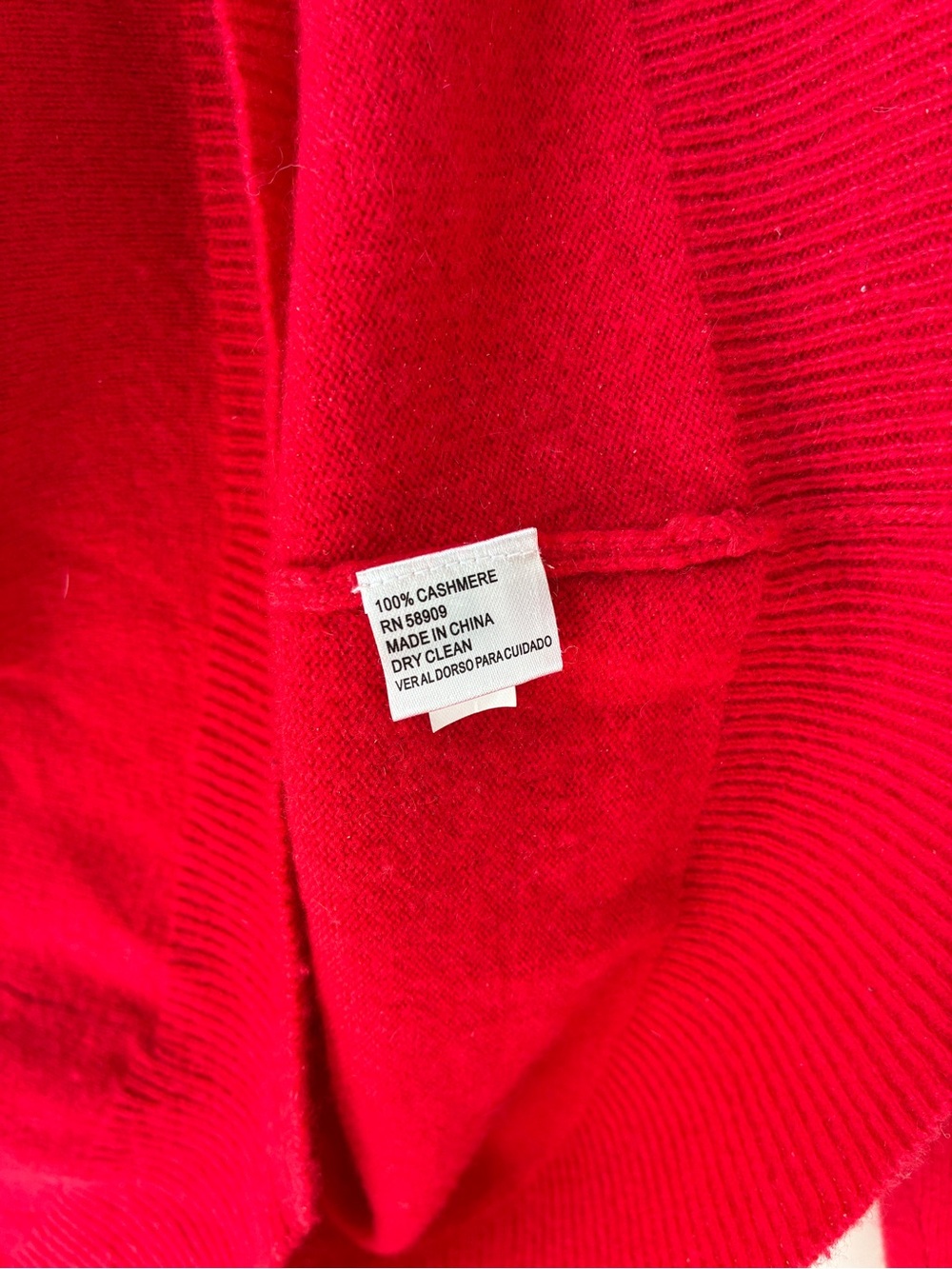 Red V-Neck Cashmere Sweater - Picture 3 of 4